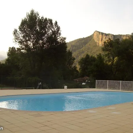 2 Pieces Refait A Neuf A Les Bains Apartament